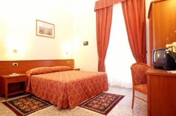 Incantoromano Guest House المظهر الخارجي الصورة